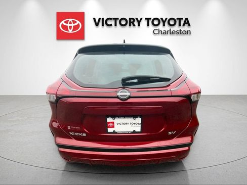Used 2024 Nissan Kicks SV FWD image 4