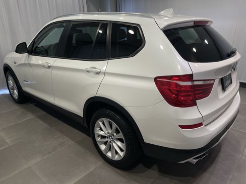 Used 2017 BMW X3 xDrive28i AWD/4WD image 4