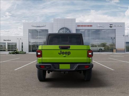 New 2025 Jeep Gladiator Sport image 7