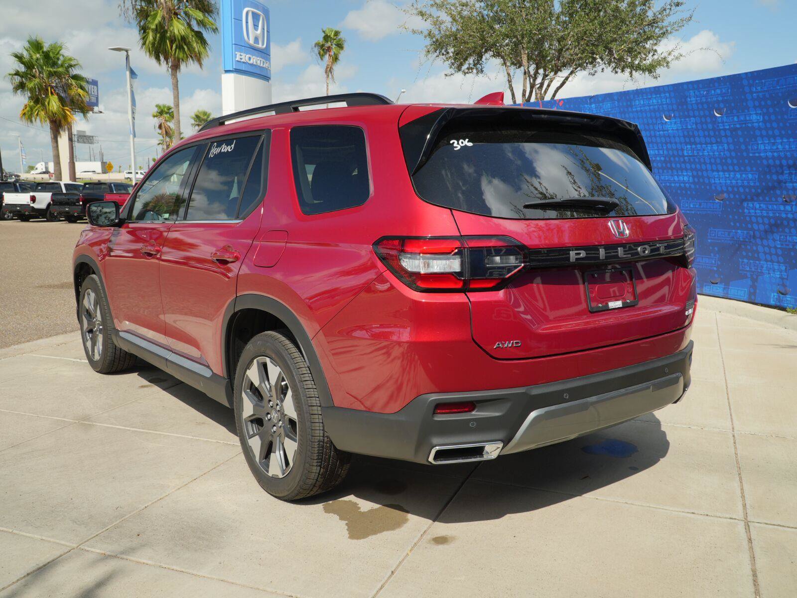 New 2026 Honda Pilot Elite image 9