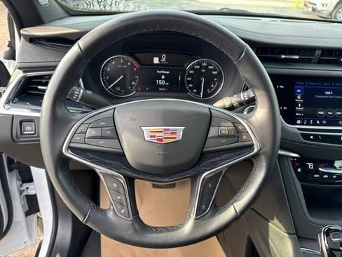 Certified 2024 Cadillac XT5 Premium Luxury FWD image 13