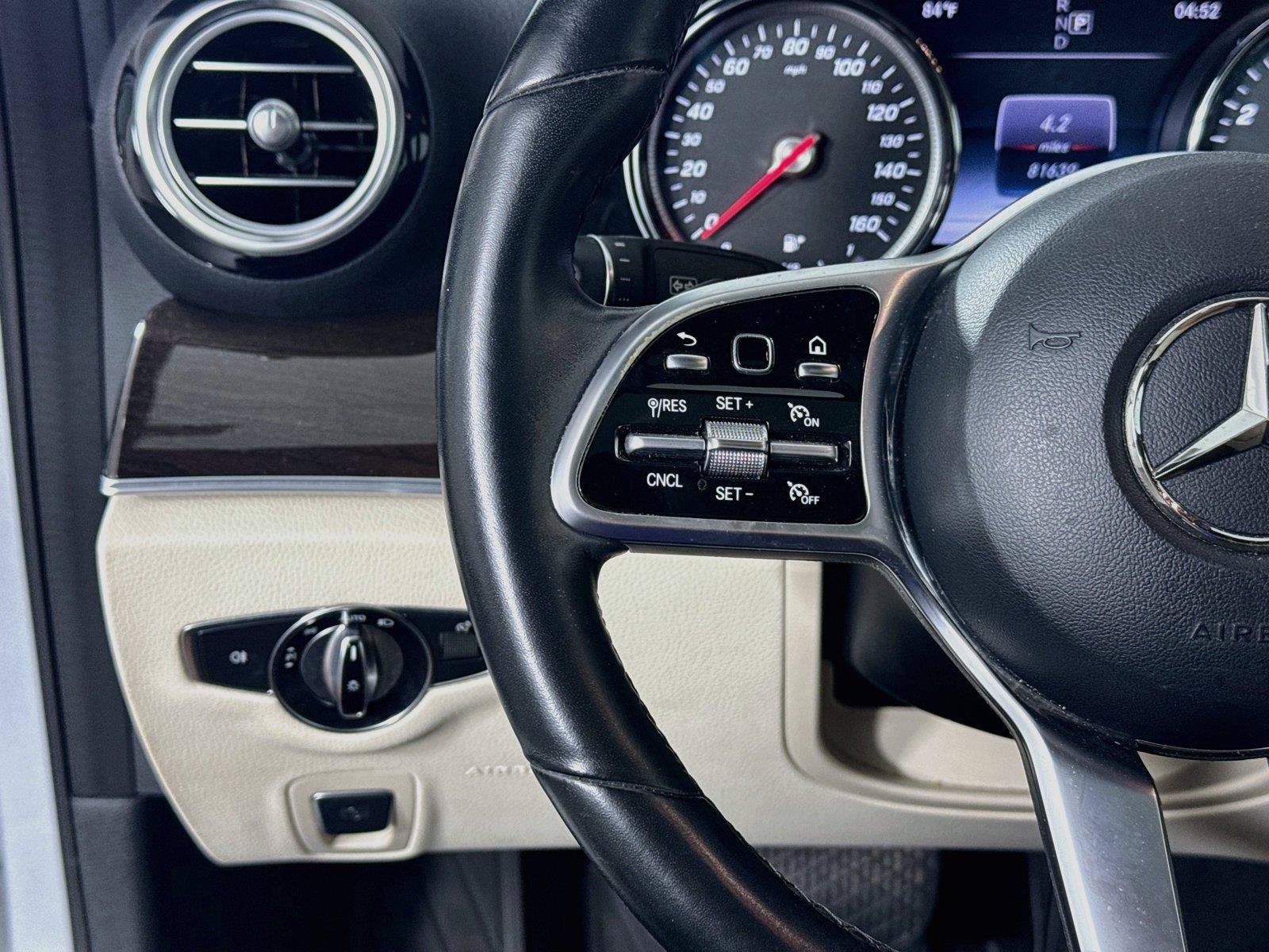 Used 2019 Mercedes-Benz E 300 image 17
