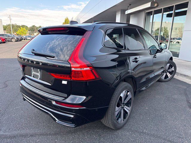Used 2024 Volvo XC60 T8 Plus w/ Protection Package Premier AWD/4WD image 3