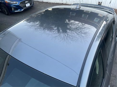 Used 2024 Nissan Versa SR image 15