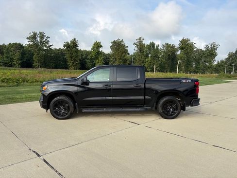 Used 2023 Chevrolet Silverado 1500 Custom w/ Rally Edition AWD/4WD image 3