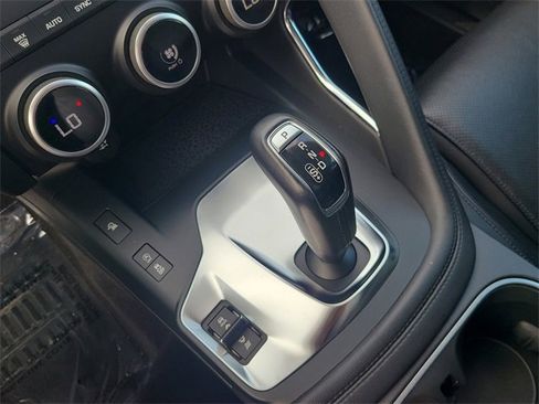 Used 2020 Jaguar E-PACE image 35