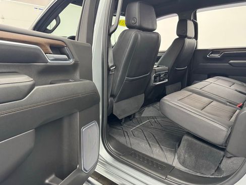 Used 2024 Chevrolet Silverado 2500 High Country w/ Technology Package image 39