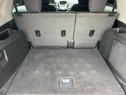 Used 2014 GMC Terrain SLE image 16