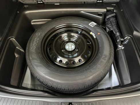 New 2026 Jeep Grand Cherokee Laredo X AWD/4WD image 43