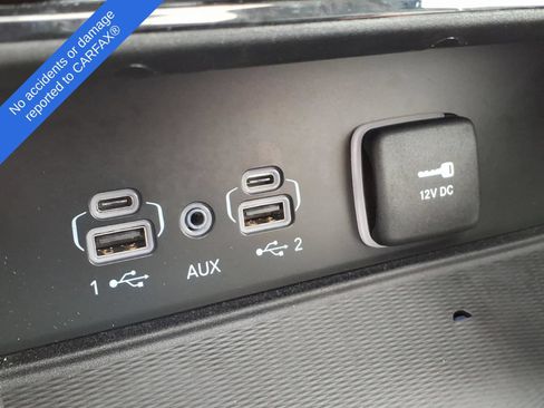 Used 2022 Jeep Grand Cherokee Summit w/ Luxury Tech Group V AWD/4WD image 25