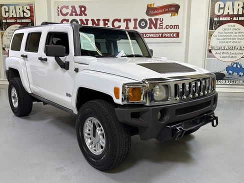 Used 2008 HUMMER H3 AWD/4WD image 2