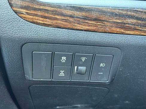 Used 2011 Hyundai Santa Fe SE AWD/4WD image 15