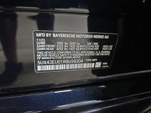 Certified 2024 BMW X5 xDrive50e w/ Executive Package image 33