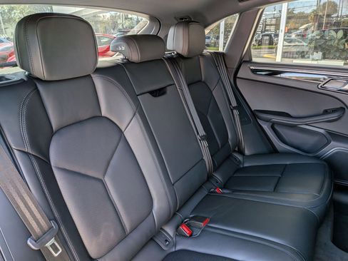 New 2026 Porsche Macan image 24