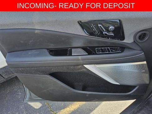 Used 2025 Cadillac Optiq Sport 2 w/ LPO, Floor Liner Package AWD/4WD image 3
