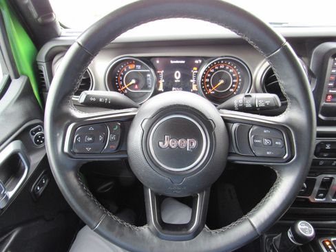 Used 2020 Jeep Wrangler Sport AWD/4WD image 15