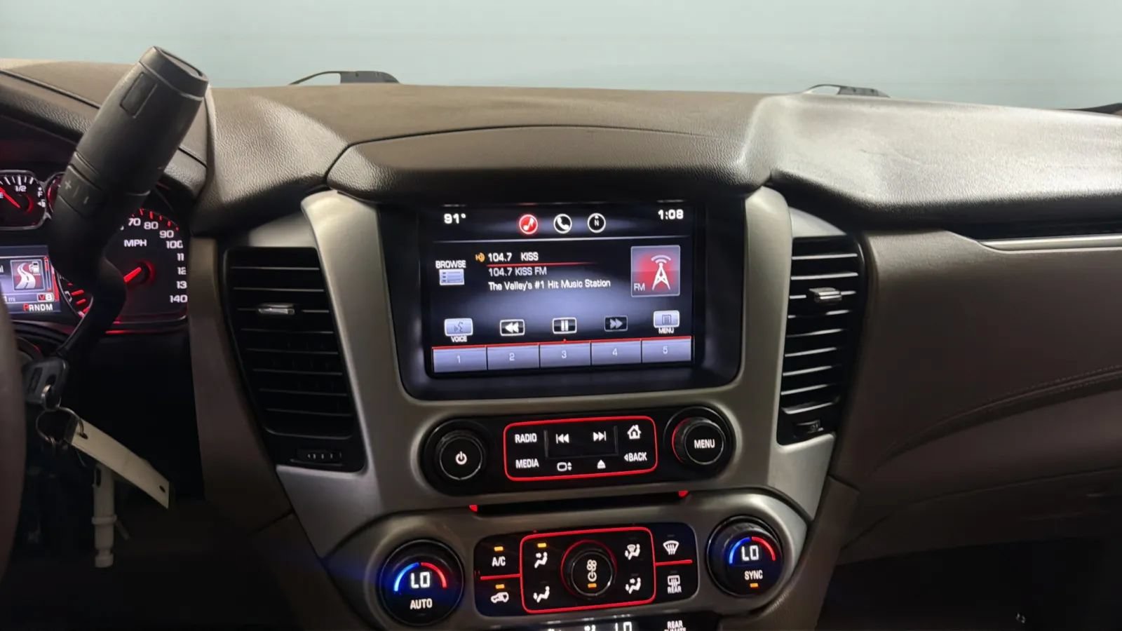 Used 2015 GMC Yukon XL SLE w/ HD Trailering Package AWD/4WD image 13