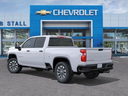 Used 2026 Chevrolet Silverado 2500 Custom w/ Custom Value Package AWD/4WD image 3