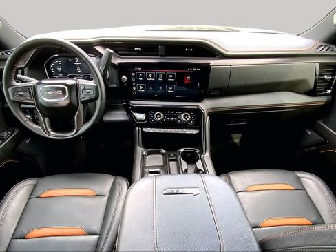 Used 2024 GMC Sierra 2500 AT4 w/ AT4 Premium Plus Package AWD/4WD image 14