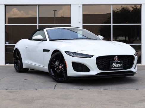 Used 2021 Jaguar F-TYPE Convertible RWD image 7