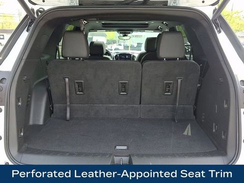 Used 2023 Chevrolet Traverse RS AWD/4WD image 31