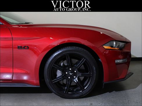 Used 2020 Ford Mustang GT Premium w/ Carbon Sport Interior Package RWD image 17