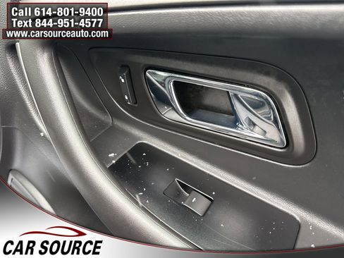 Used 2012 Ford Taurus SEL image 32
