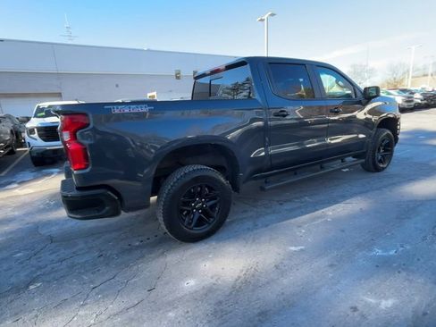Used 2021 Chevrolet Silverado 1500 LT Trail Boss w/ Convenience Package II image 4