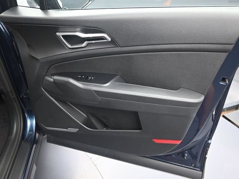 New 2027 Kia Sportage S FWD image 35
