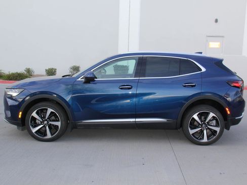 Used 2022 Buick Envision Essence w/ Safety Package AWD/4WD image 8