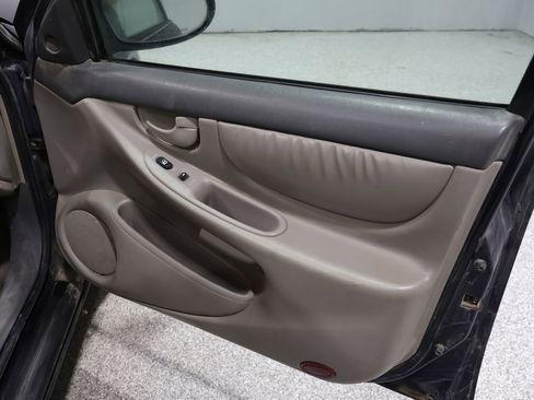 Used 2004 Oldsmobile Alero GLS w/ Sun And Sound Package image 24