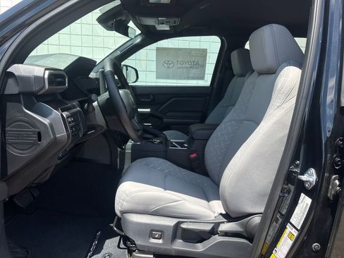 New 2026 Toyota Tacoma SR5 AWD/4WD image 4
