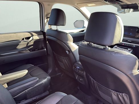 Used 2025 Hyundai Palisade SEL FWD image 28