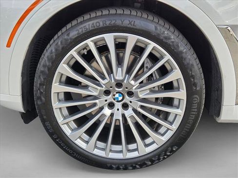 Certified 2024 BMW X7 xDrive40i w/ Parking Assistance Package AWD/4WD image 22