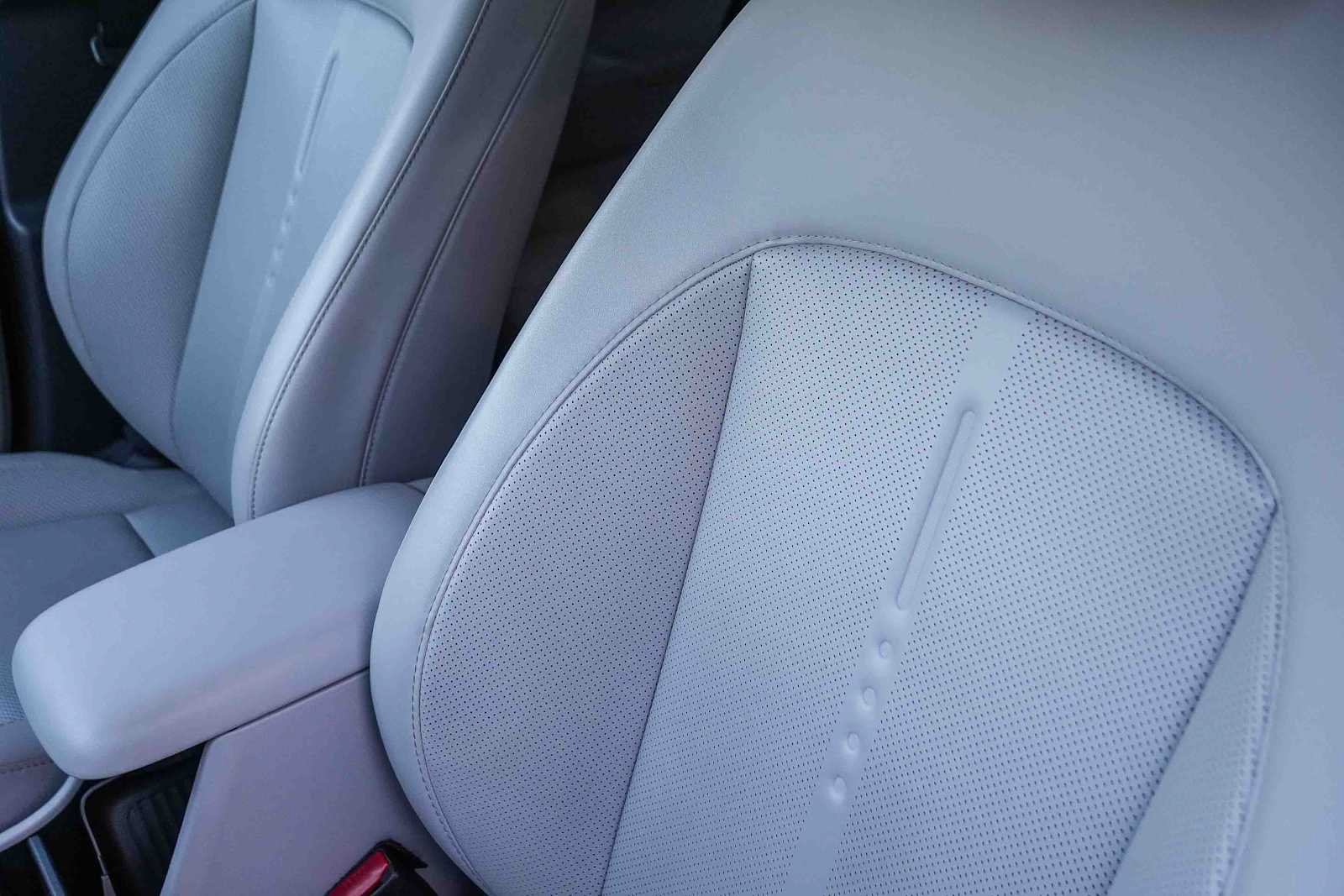 Certified 2024 Hyundai Kona Limited FWD image 25