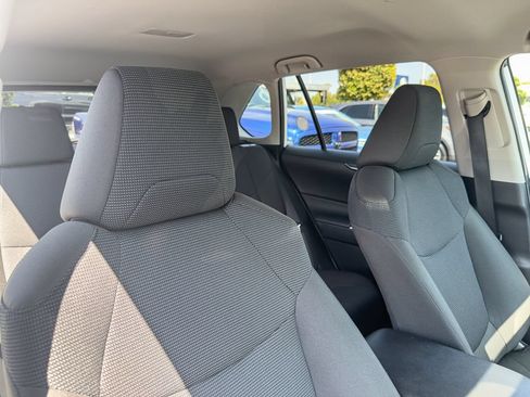 Used 2025 Toyota RAV4 LE AWD/4WD image 13