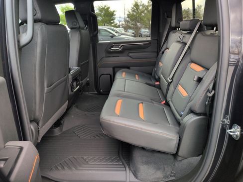 New 2026 GMC Sierra 2500 AT4 w/ AT4 Premium Plus Package AWD/4WD image 15