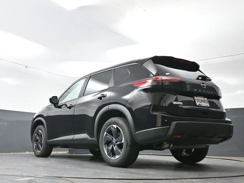 Used 2025 Nissan Rogue SV AWD/4WD image 56