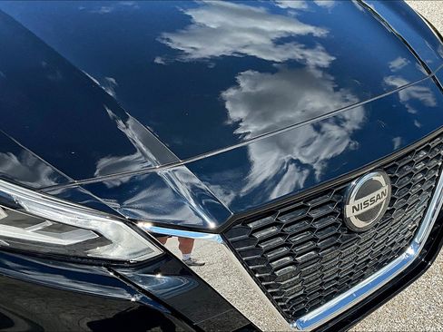 Used 2022 Nissan Altima 2.5 SV w/ SV Premium Package image 31