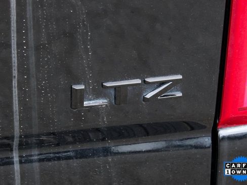 Used 2022 Chevrolet Silverado 2500 LTZ w/ LTZ Plus Package image 55