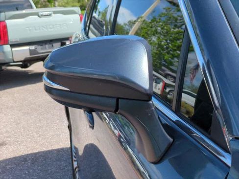 Certified 2021 Toyota Venza Limited AWD/4WD image 12