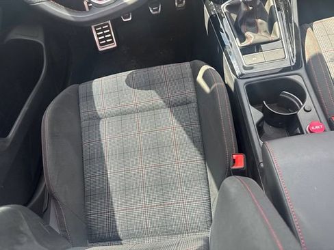 Used 2024 Volkswagen GTI SE FWD image 22