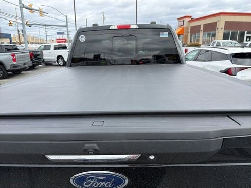 Used 2022 Ford F350 Lariat w/ Chrome Package image 4