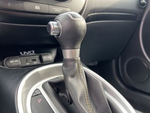 Used 2015 Kia Soul + image 20