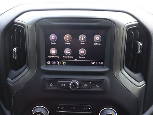 Used 2022 Chevrolet Silverado 1500 Custom Trail Boss w/ LPO, Dark Essentials Package AWD/4WD image 10