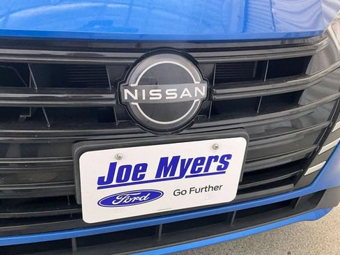 Used 2023 Nissan Versa SV FWD image 27