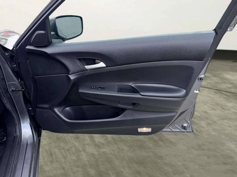 Used 2010 Honda Accord LX image 22