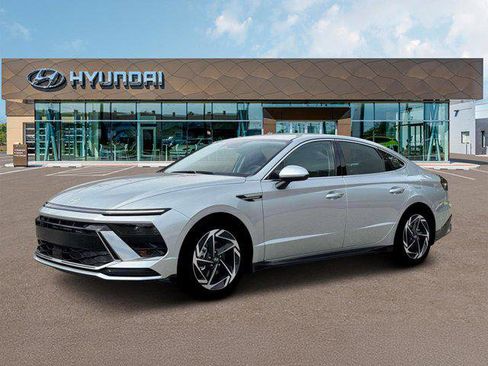New 2026 Hyundai Sonata SEL image 2