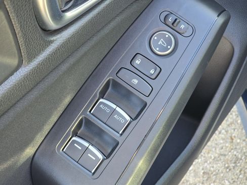 Certified 2025 Honda Civic Sport image 24