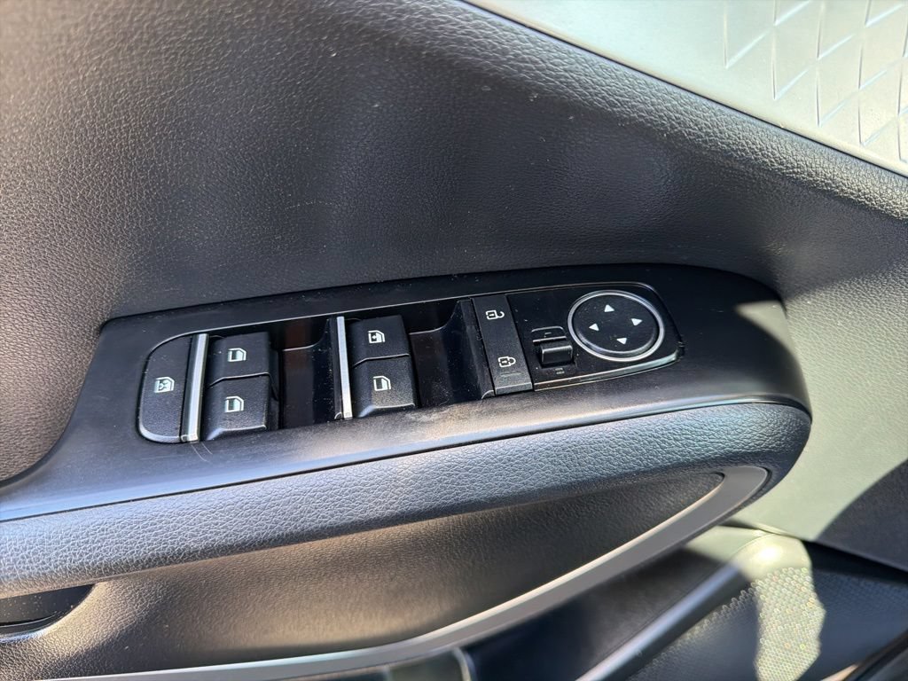 Used 2020 Kia Soul X-Line FWD image 22
